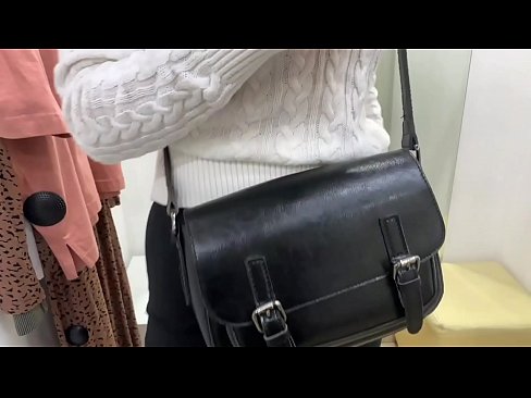 ❤️ Публична мастурбация на младата кучка FeralBerry с вибратор в стаята за обличане ❌ Супер порно в bg.hentai-ita.ru ️❤